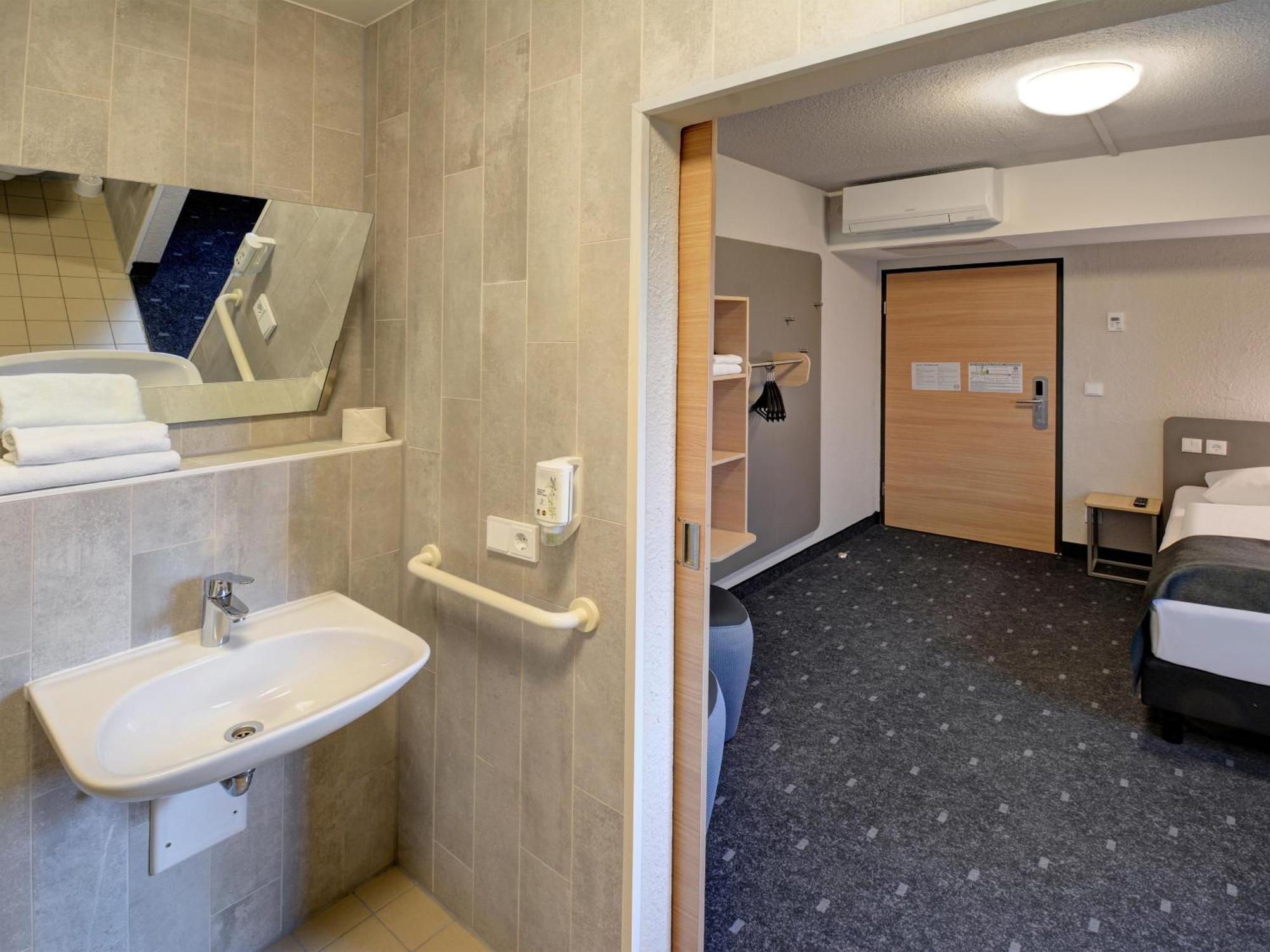 B&B Hotel Kassel-Industriepark Ngoại thất bức ảnh