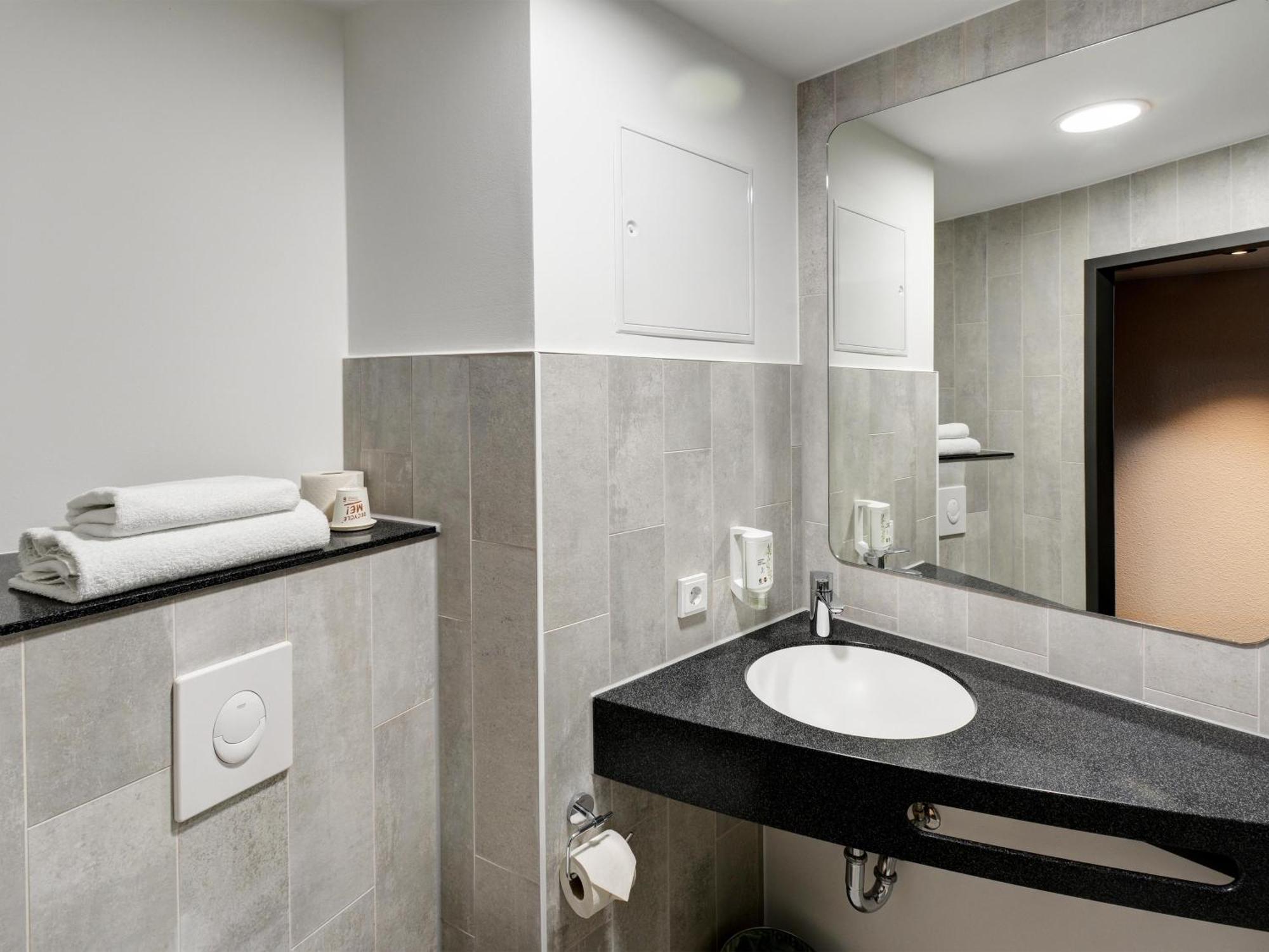 B&B Hotel Kassel-Industriepark Ngoại thất bức ảnh